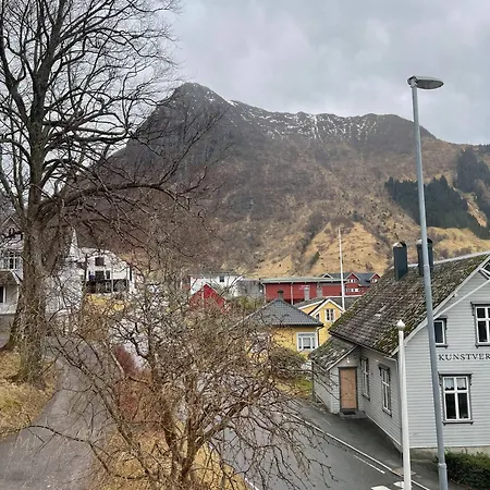 Turisthotell * Rosendal
